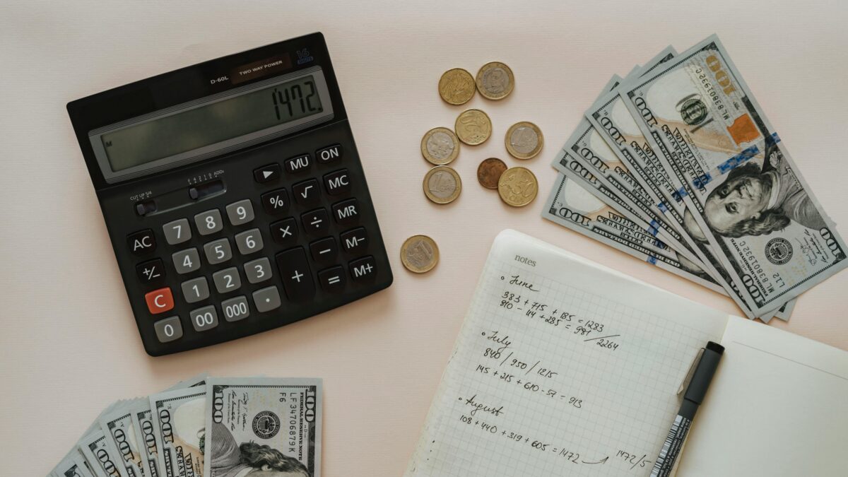 Smart Budgeting: Top 5 Tools to Manage Your Finances in 2024