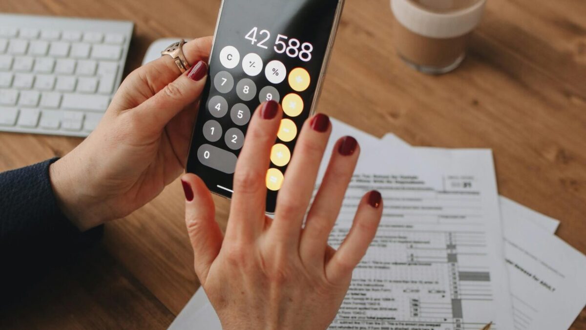 Money Decisions We Make Quietly When the Year Is Almost Over