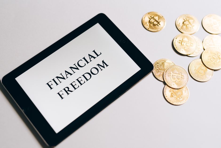 DIY Financial Independence: Building a Custom Plan Without the Fees 2 ai generated 1784537126 1