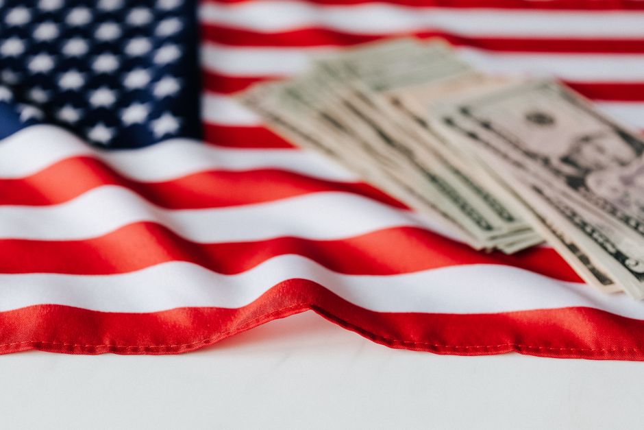 DIY Financial Independence: Building a Custom Plan Without the Fees 3 ai generated 1784537127 2