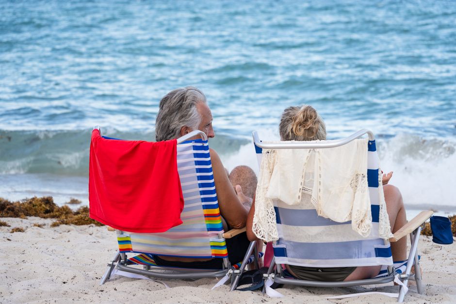 Tech-Savvy Savings: Using AI to Plan and Accelerate Early Retirement 1 ai generated 1786265123 0