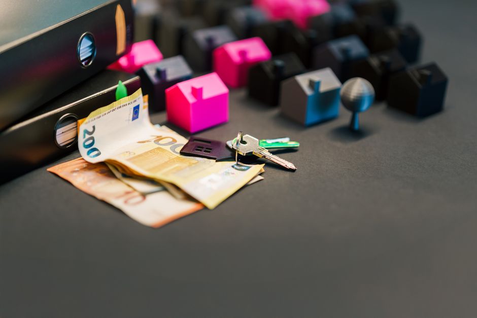 Post-Disaster Recovery: How to Leverage Your Property Insurance Effectively 3 ai generated 1786869925 2