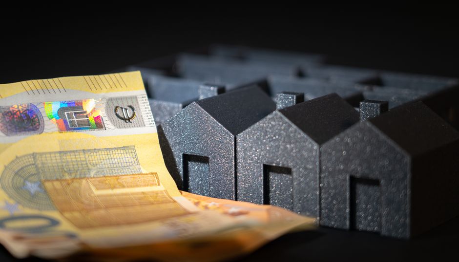 Tax Strategies for Maximizing Cash Flow from Rental Properties 3 ai generated 1787215524 2