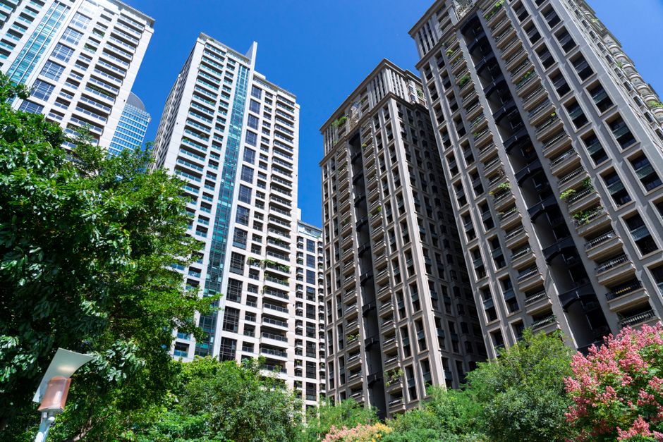 Top 5 REITs Thriving in the Work-from-Home Economy 2 ai generated 1787388323 1
