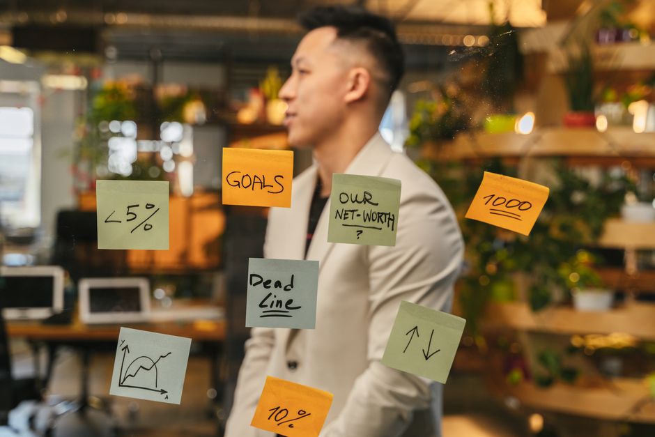 Decade-by-Decade Guide: How Your Net Worth Should Grow 3 ai generated 1789029925 2